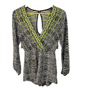 Dolce Vita DV Shorts Romper Size Small Calissi Snake Skin Print Surplice Neck